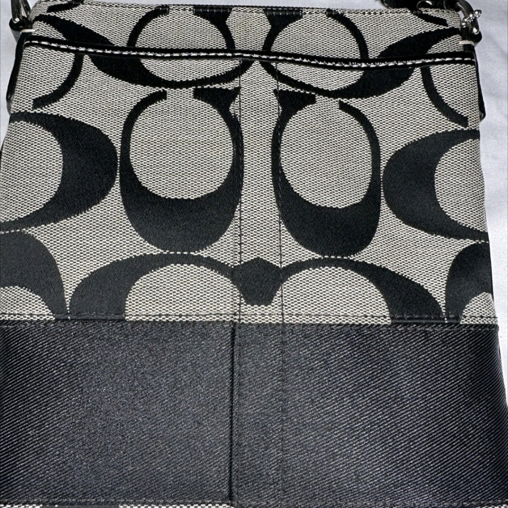 Coach crossbody purse with signature “C”print all over. Zipper closure. - Picture 4 of 4